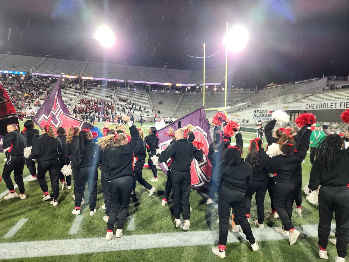 Stu McCann (@stu_mccann) on Twitter photo Championship Vibes! <a href="/WARRIORNATION20/">Thompson Football</a> meets <a href="/CentralRedDevil/">Central High School</a> for the Class 7A title. Third time in four years that this has been the championship matchup <a href="/garyharris_wvua/">Gary L. Harris</a> <a href="/WVUA23Sports/">WVUA 23 Sports</a> Championship Vibes! <a href="/WARRIORNATION20/">Thompson Football</a> meets <a href="/CentralRedDevil/">Central High School</a> for the Class 7A title. Third time in four years that this has been the championship matchup <a href="/garyharris_wvua/">Gary L. Harris</a> <a href="/WVUA23Sports/">WVUA 23 Sports</a>