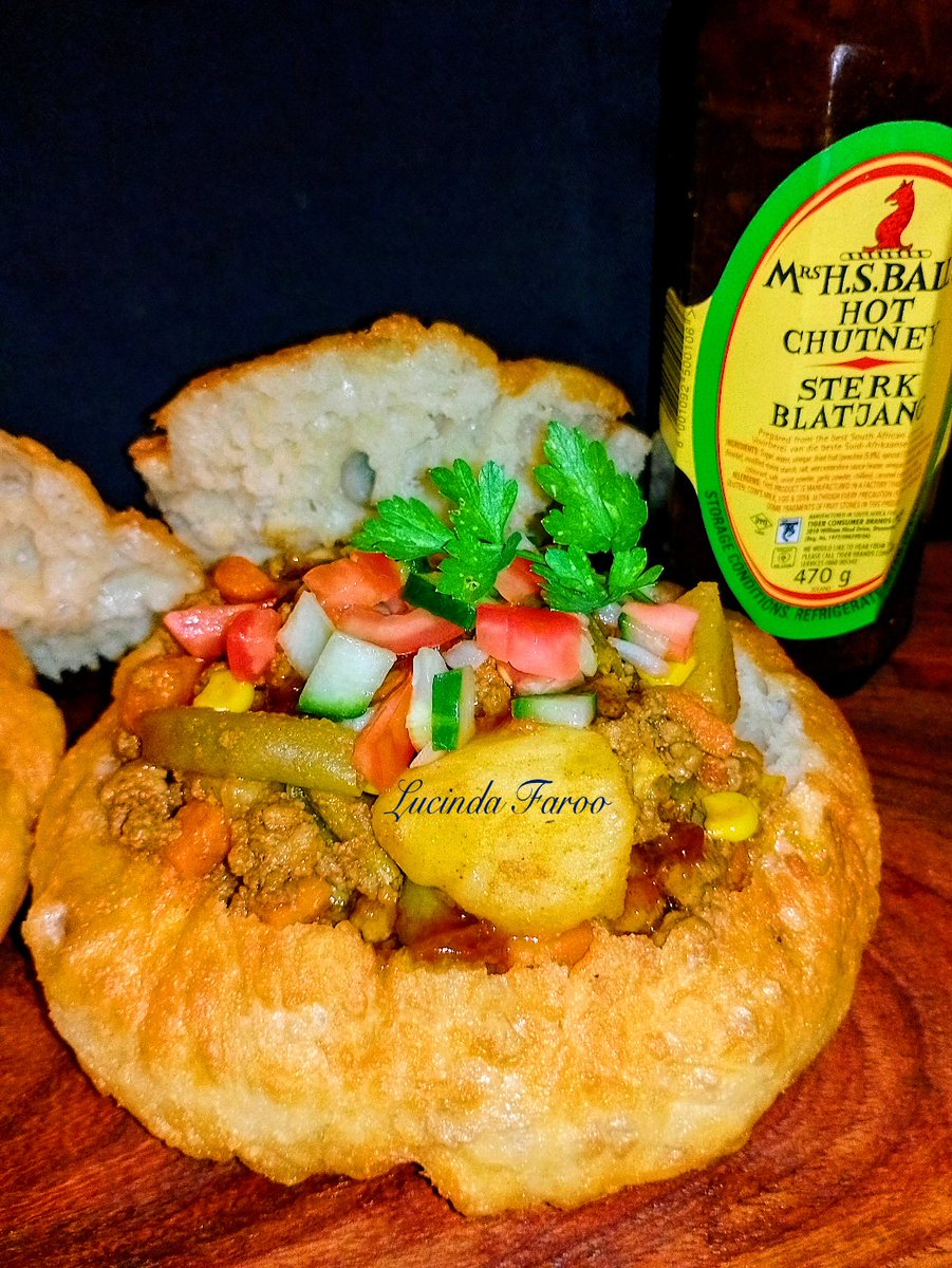 MissLucyB_'s tweet photo. @expressoshow @MrsHSBalls I call it MRS Balls Amagwinya Curry Pots. Growing up my mom always added #MrsBalls chutney to her curry &amp; I have followed in her footsteps. I added it to my curry as well as drizzled some  on top for that delicious extra flavour. #ExpressoShow @MrsHSBalls https://t.co/6tINim6q3k
