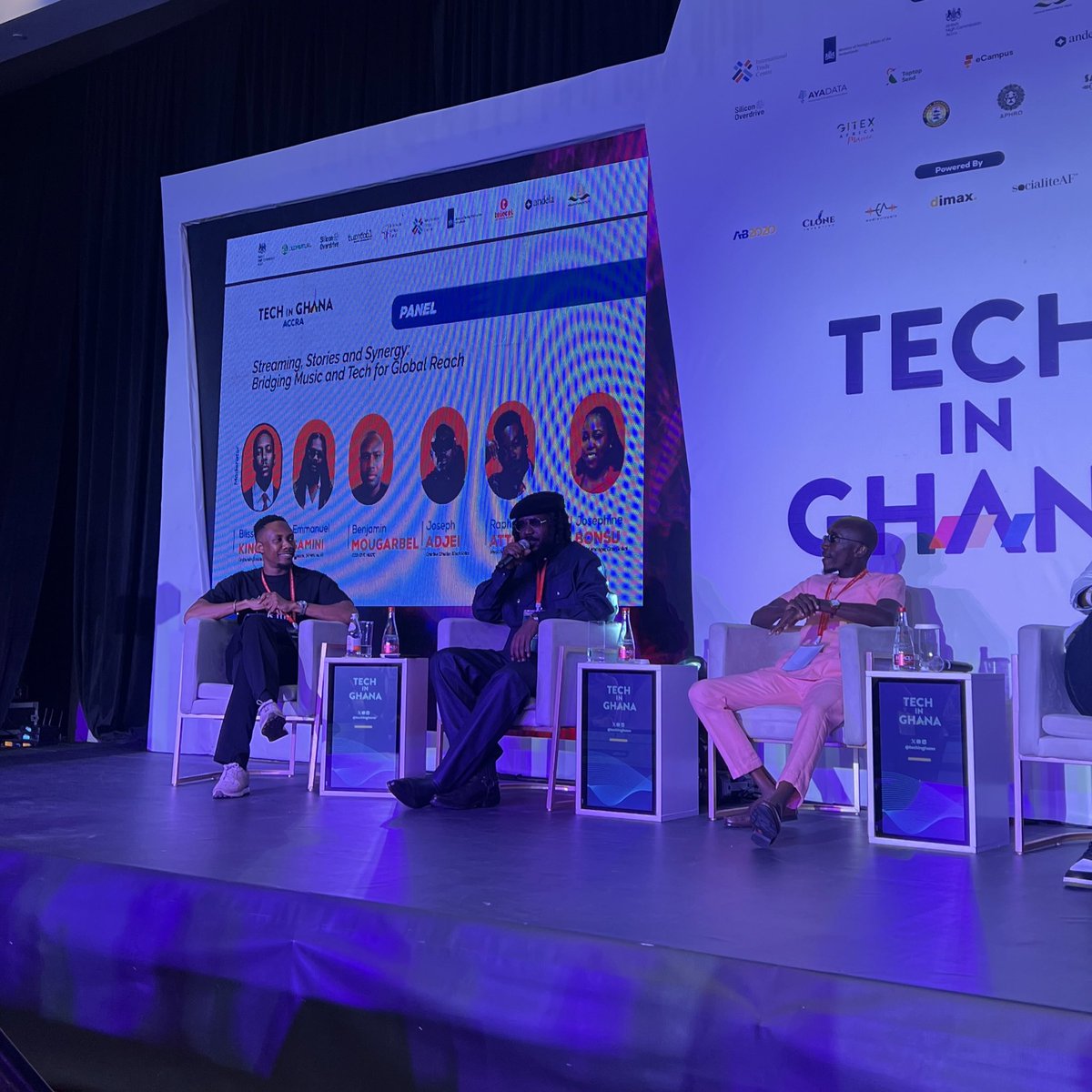 Socialiteaf_'s tweet photo. Streaming stories and synergy; bringing music and tech for global reach with @KinggBliss @fkoku @samini_dagaati @TechInGhana @BlacVolta #TechInGh24 https://t.co/bCDZzNMbPx