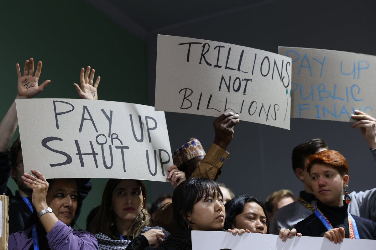 Saïd Business School (@oxfordsbs) on Twitter photo As the dust settles on #COP29 <a href="/Abrarchaudhury/">Dr. Abrar Chaudhury</a> is clear: the world isn’t committing enough to tackle the #climatecrisis.
#Climatetech and grassroots solutions are thriving but we need 'urgency, boldness, and trillions, not billions.’
Read his piece ➡️ oxsbs.link/3Z8jqGz As the dust settles on #COP29 <a href="/Abrarchaudhury/">Dr. Abrar Chaudhury</a> is clear: the world isn’t committing enough to tackle the #climatecrisis.
#Climatetech and grassroots solutions are thriving but we need 'urgency, boldness, and trillions, not billions.’
Read his piece ➡️ oxsbs.link/3Z8jqGz