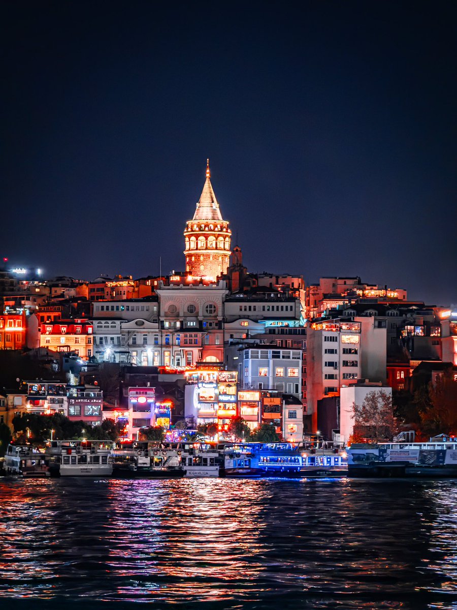 Ahmet_BAKIR's tweet photo. “Bir İstanbul Masalı” telefonla bu kadar https://t.co/Qnt5Har9O4