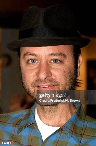 barbaravitali2's tweet image. Happy Birthday @fisherstevensbk November 27,1963 #ShortCircuit #EarlyEdition #HailCaesar #FisherStevens