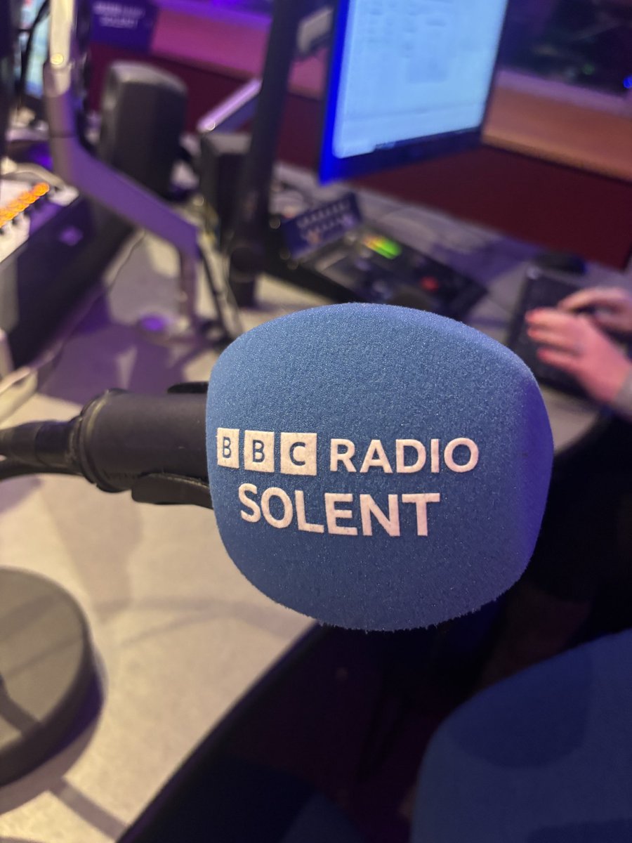 David Fenne ~ OVEREMOTIONAL TRILOGY OUT NOW! 🤯 tweet media