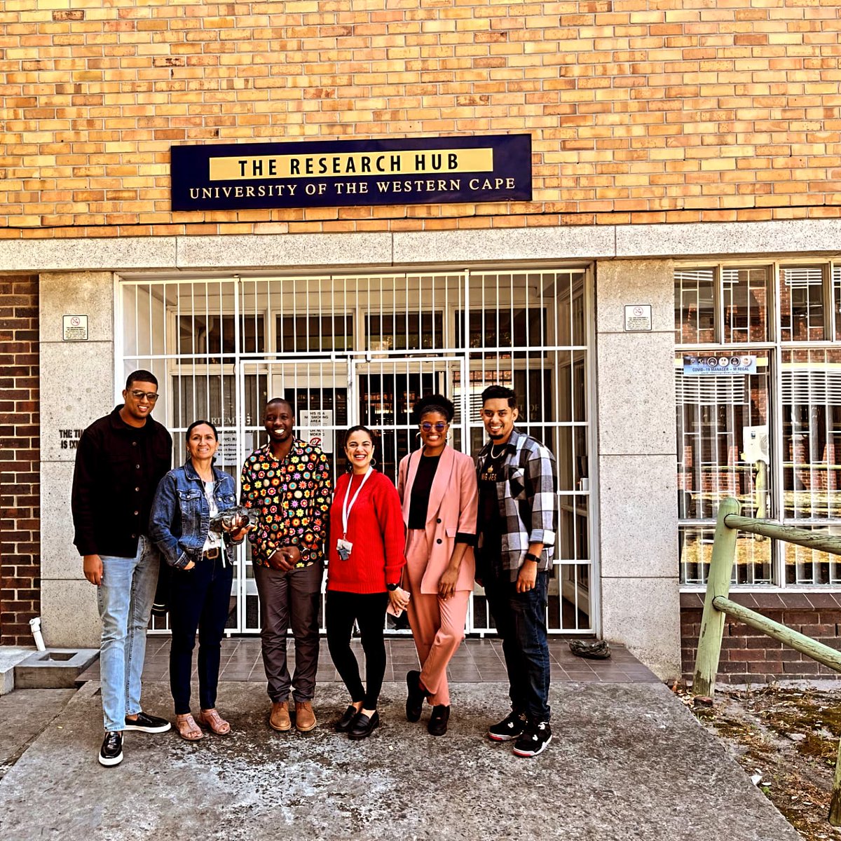 MayonzaBob's tweet photo. In order to change the world, you have to get your head together first. -Jimi Hendrick 
#WesternCapeUnv
#newthings 
#newyear 
#collobration 
#education 
#partnership 
#research 
#SDGs https://t.co/T3GOoBKqgS