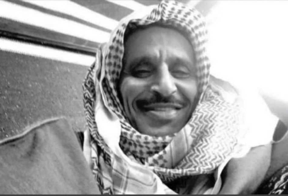 poetrypic1's tweet photo. لا غشاك البرد يا سمح المحيا
احطب الطارف من ضلوعي وشبه .. https://t.co/eouRVgssiP