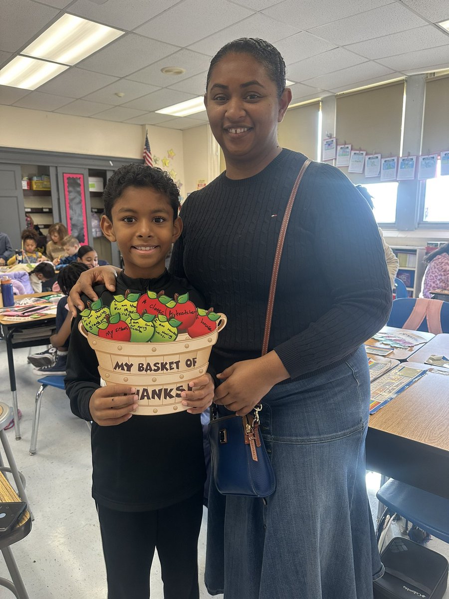 Teianna Thackurdeen tweet media