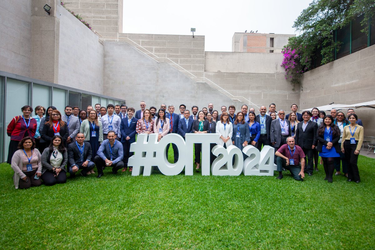 📍 En Lima, inició el Foro Regional Tripartito de Intercambio de Conocimientos: Enfoques innovadores para la formalidad, con gobiernos, empleadores y trabajadores de 16 países de #ALC 🇦🇷🇧🇧🇧🇷🇨🇱🇨🇴🇨🇷🇪🇨🇭🇳🇬🇹🇲🇽🇵🇦🇵🇾🇵🇪🇩🇴🇹🇹🇺🇾.
#ForoFormalizacion