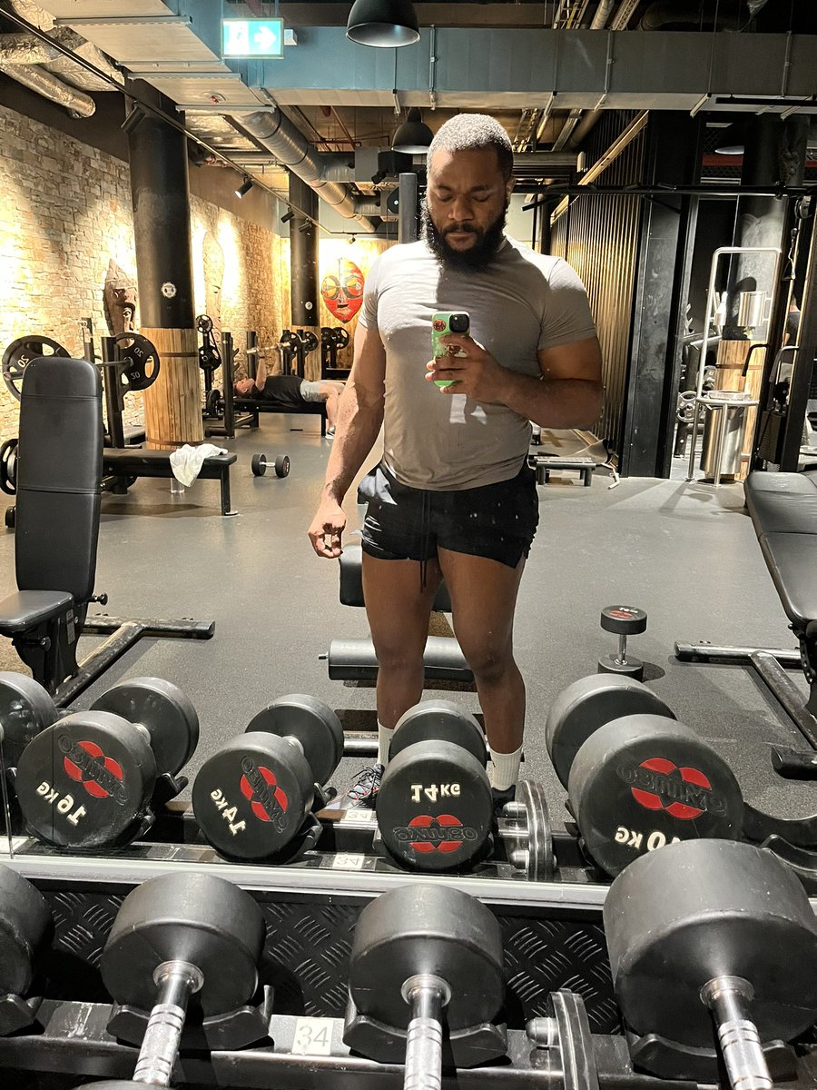 Obiworkout's tweet photo. 💪💪 https://t.co/B8aDFzTnoy