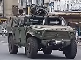 HammerOfWar5's tweet photo. Pictures showing chinese made Dongfeng Mengshi CSK-181 armored personnel carriers of the Mozambican 🇲🇿 military in the streets of Maputo during the post-electoral protests.
November 27th 2024. https://t.co/QoXkgplozs