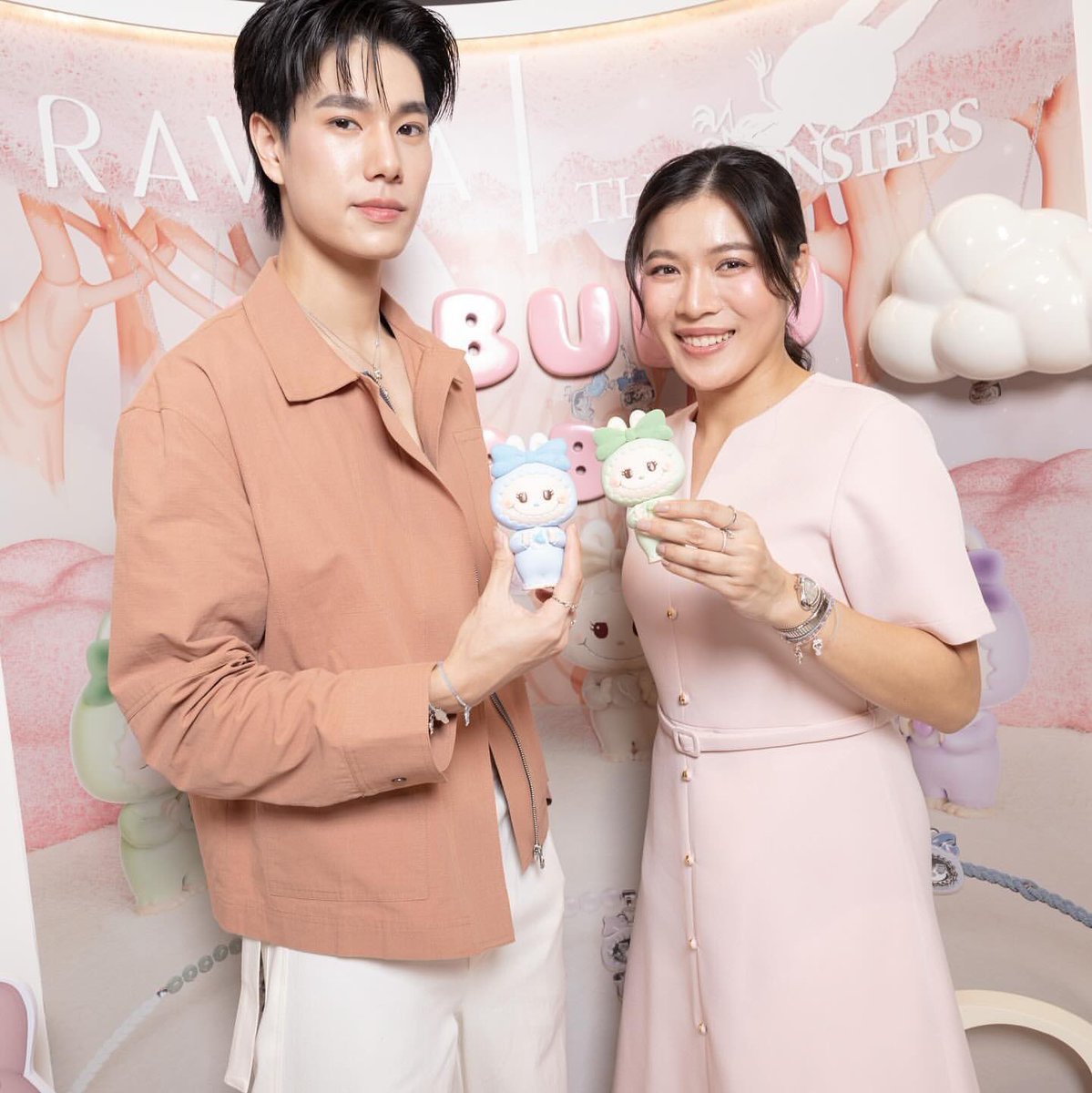 narayuenwrld's tweet photo. @ppnaravit @phuwintang 📷 phuwintang IG post
@phuwintang #phuwintang
#RAVIPAxPHUWIN #RAVIPA #ravipajewelry #RAVIPAxTheMonsters #ravipalabububaby #Labubu https://t.co/BDiorZGyG6