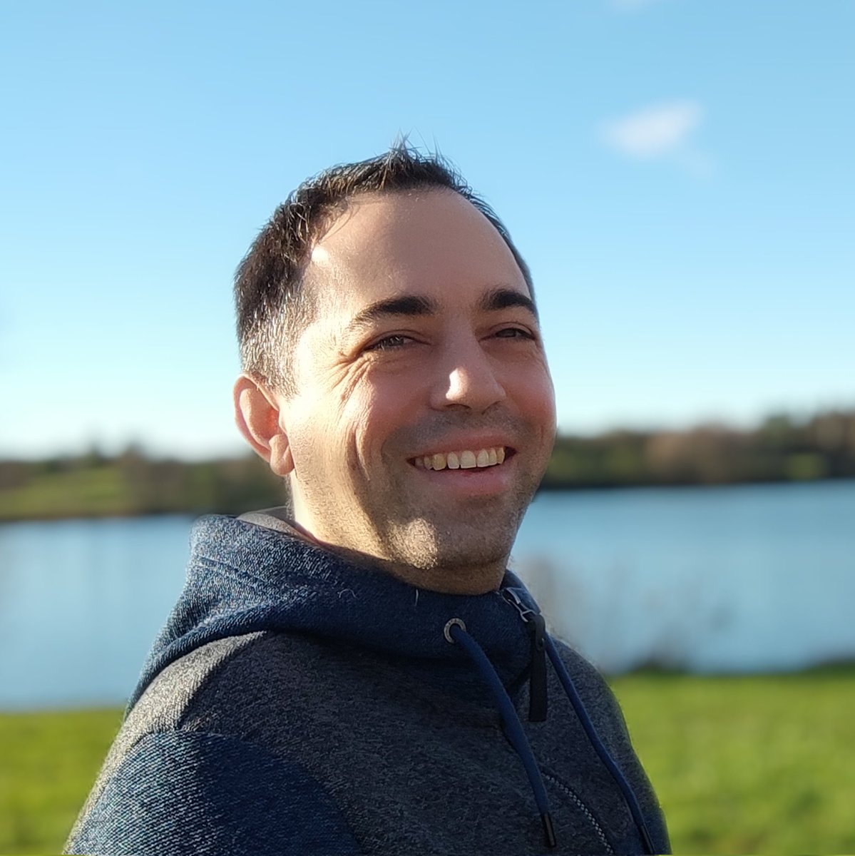 Royergui's tweet photo. #NouvellePhotoDeProfil https://t.co/OlMeX5H0Pe