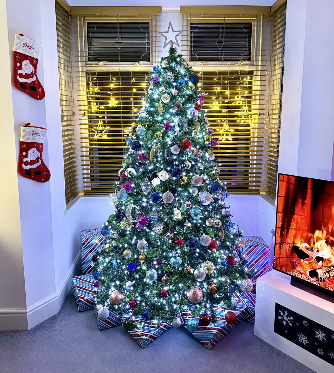 Dewi Rogers tweet media