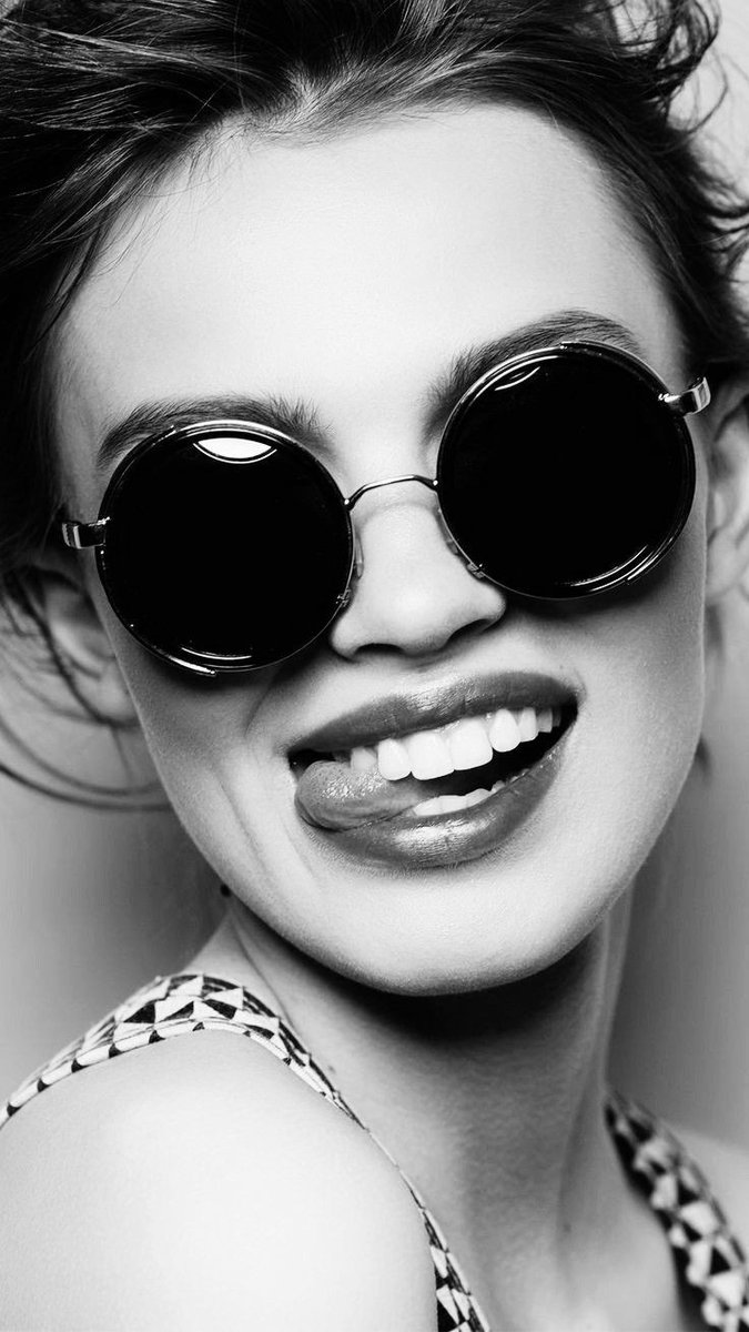 Alcune labbra hanno #unGusto deciso e intrigante, capace di provocare e affascinare.