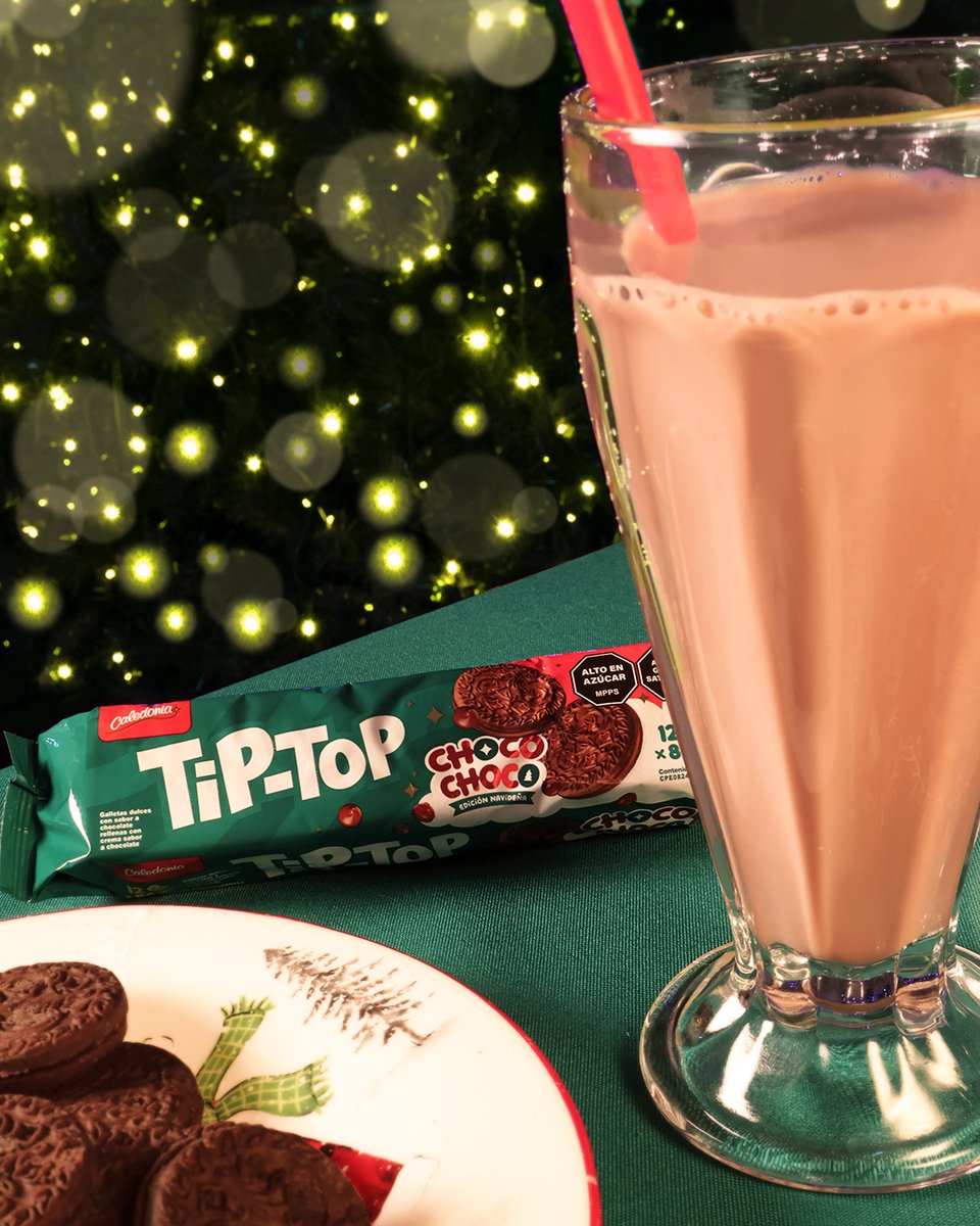 g_caledonia's tweet photo. Asegúrate de guardarle a Santa sus galletas favoritas: Tip-Top Choco Choco. 🌃🎅🏼
#GalletasCaledonia #Caledonia #TipTop #ChocoChoco https://t.co/5yDKdiUgFz