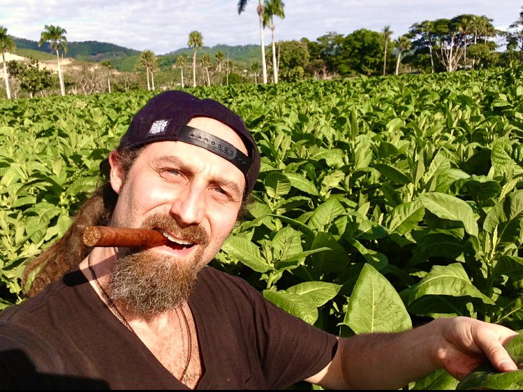 daviddiamante's tweet photo. Great trip to the Dominican Republic 🇩🇴 this week, reconnecting w old friends &amp; my cigar family. Who knows.. something might be in the works. Hispaniola holds a special place in my heart—I spent a lot of time here once. Here’s a throwback from 10 years ago. #TBT #DR https://t.co/nwBYGye4mp