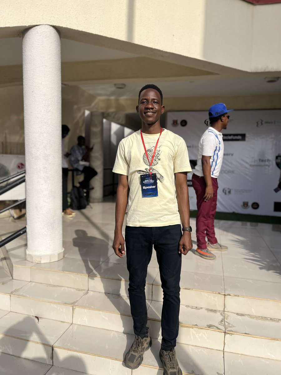 frontendninja10's tweet image. First time speaking at a tech conference.
What a huge privilege! ✨