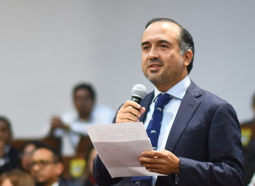 Política al Día (@politicaaldia) on Twitter photo FERNANDO YUNES LE GANA EL BRINCO A MORENA Y ALIADOS
Yunes Márquez les ganó el brinco a los diputados de Morena que hasta el momento no han hecho propuestas de alto impacto mediático en beneficio de la economía de la población <a href="/FYunesMarquez/">Fernando Yunes</a> <a href="/AtticussLicona/">Atticuss Licona</a>
politicaaldia.com/movil/resumen.… FERNANDO YUNES LE GANA EL BRINCO A MORENA Y ALIADOS
Yunes Márquez les ganó el brinco a los diputados de Morena que hasta el momento no han hecho propuestas de alto impacto mediático en beneficio de la economía de la población <a href="/FYunesMarquez/">Fernando Yunes</a> <a href="/AtticussLicona/">Atticuss Licona</a>
politicaaldia.com/movil/resumen.…