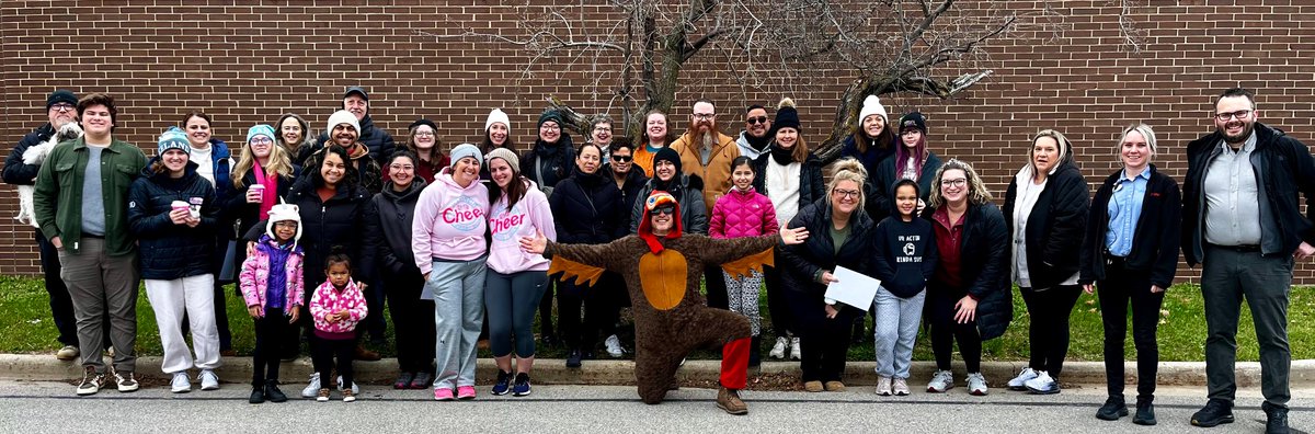 Our #d83shines team is thankful for the opportunity to give back! 🦃❤️ We raised enough money to purchase 60 meals for families in need. “Gratitude can transform common days into thanksgivings, turn routine jobs into joy, and change ordinary opportunities into blessings.”