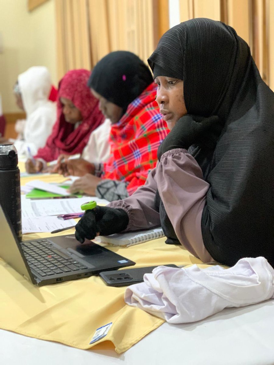 superb_cbo's tweet image. Through support from @CREAWKenya @Hewlett_Found
@FranceinKenya under the #PISCCA Decid&apos;her project, we conducted a workshop on resource mobilization &amp;amp; fundraising with an aim of ensuring sustainable operations which will enable us to achieve organizational goals effectively.