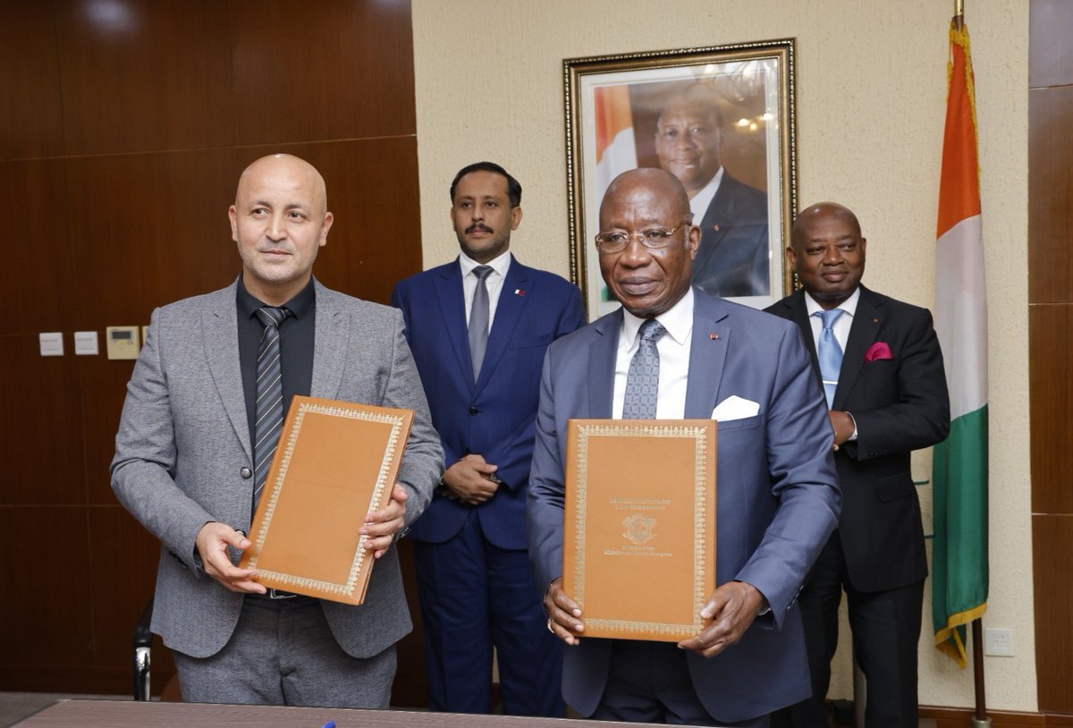QNAEnglish's tweet photo. #Cote_d'Ivoire Government and #Qatar_Charity Sign Framework Agreement
#QNA #Qatar
https://t.co/ErhuUWoV6E https://t.co/aj8HlSopdj