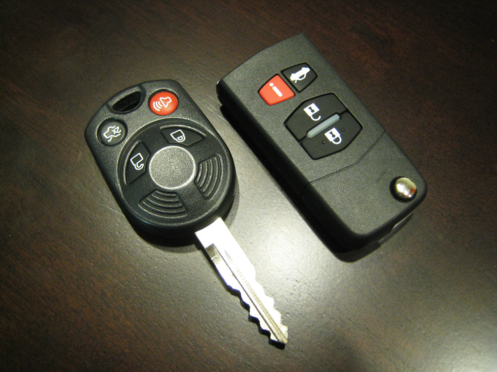 🌙 Locked out of your home late at night? Sevan Locks &amp; Doors provides 24/7 emergency locksmith services to get you back inside quickly. 🌃🔑 #EmergencyLocksmith #SevanLocksandDoors #QuickResponse #24HourService #LockoutHelp