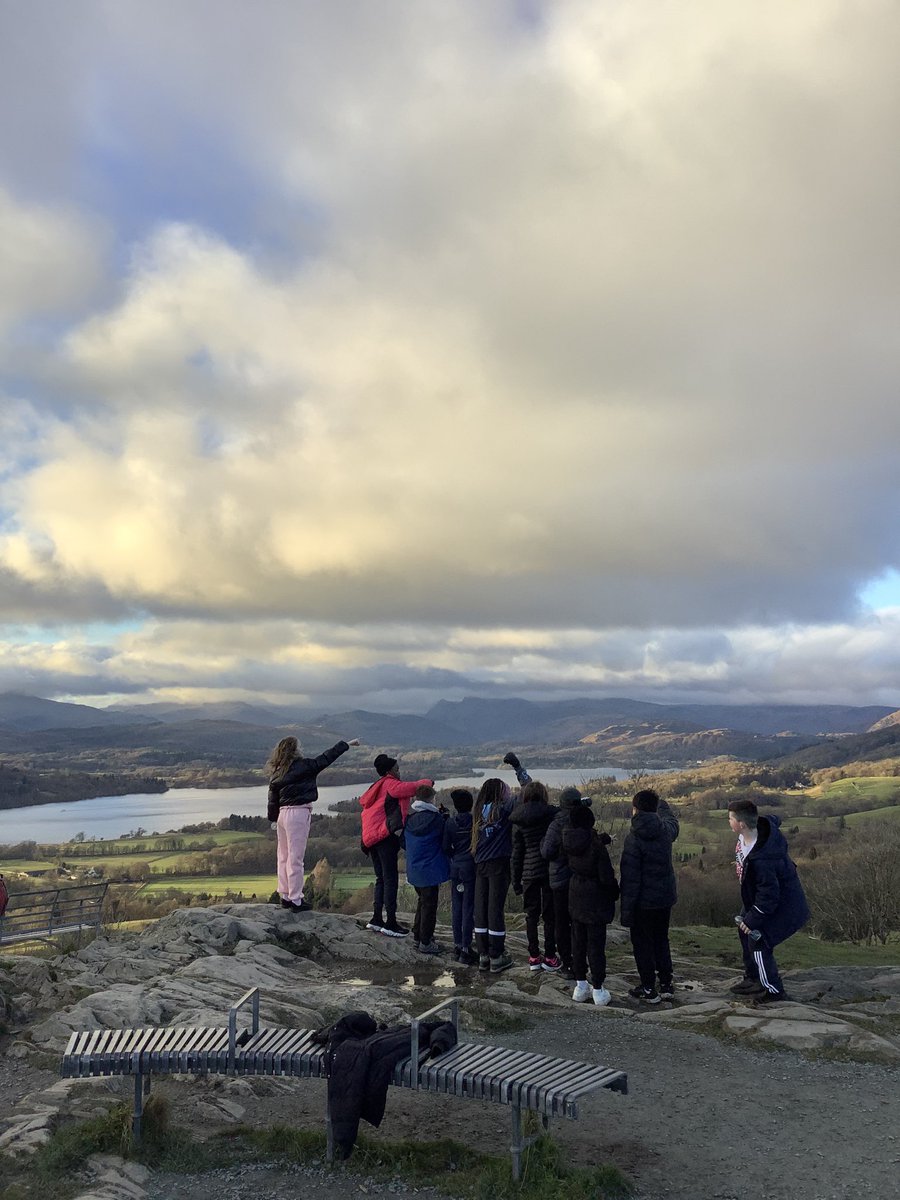 StAug_Monsall's tweet photo. Miss Barr: 
We made it - Summit of Orrest Head 

Now, which way is home ? 

#ghyllhead #missingmonsall https://t.co/tUtQfCQL64