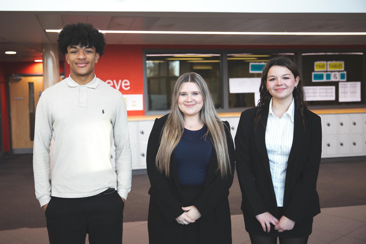 An inspiring day at the C2S Educational Outreach Event! 🌟 Our students explored careers with top employers &amp; educational providers, and 3 even spoke to BBC Radio Glos! 🎙️ Hear them at 2:14:00: bbc.co.uk/sounds/play/p0…