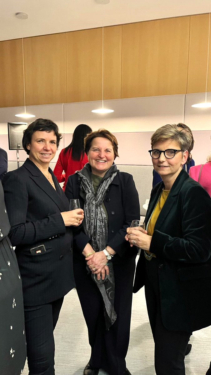 Société Générale Assurances tweet media