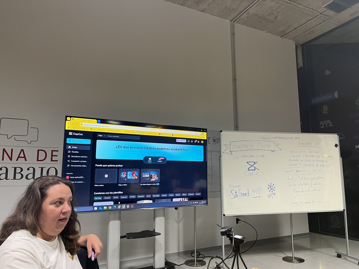 Hoy en #MeetUp de <a href="/WPCartagena/">WordPress Cartagena</a> hablamos de la edición de vídeos con CapCut  con Irene Muñoz 

Gracias a <a href="/UPCToficial/">Universidad Politécnica de Cartagena | UPCT</a> por prestar el espacio