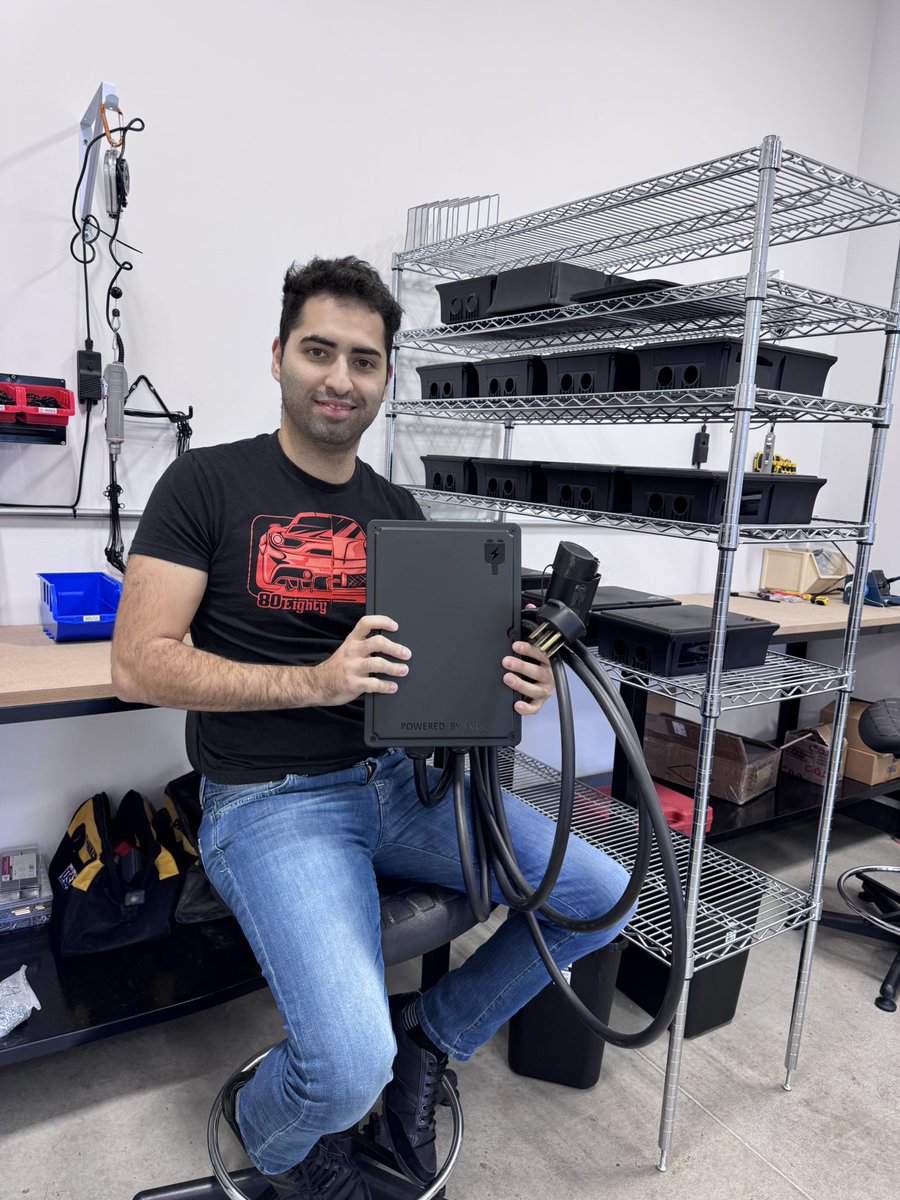 evdc_network's tweet image. The level 2 P2P Network is the first EV Network powered by blockchain.
@matt_EVDC 
We have entered full production
First units to go live on the @evdc_network app.
Buy a charger, earn $EVDC 
Available on @MEXC_Official @LBank_Exchange @PancakeSwap