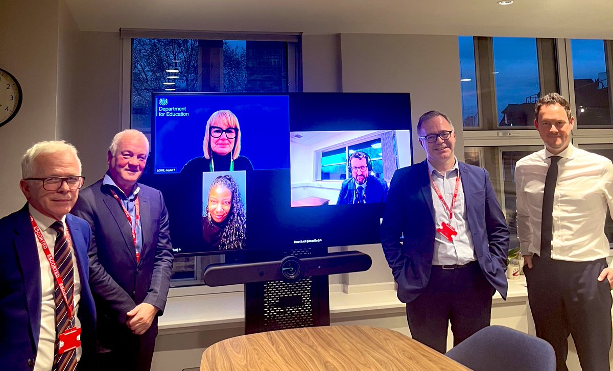 tombennett71's tweet photo. A real honour to meet with minister @StephenMorganMP today at @educationgovuk, along with the brilliant advisor team from the Behaviour Hubs project. A really positive discussion. https://t.co/XEnqB9gsfJ