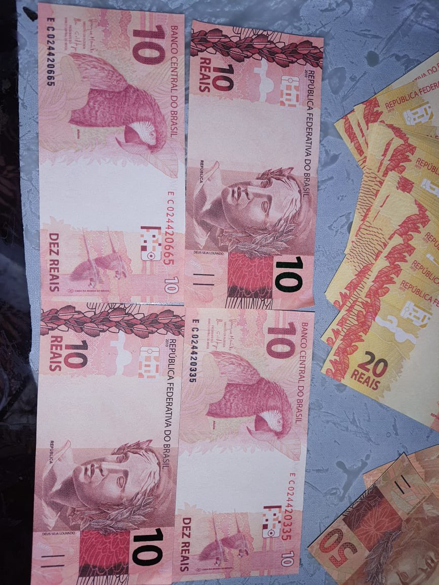 Notasfalsa's tweet photo. NOTAS FAKES DISPONÍVEL ✅
NOTAS PASSANDO EM TODOS OS TESTES ✅
"SE FOR DO RIO DE JANEIRO CHEGA NO MESMO DIA FAMÍLIA" ❤️
VEM FAZER DINHEIRO 
REI DAS NOTAS ! https://t.co/1KTRu7jn91