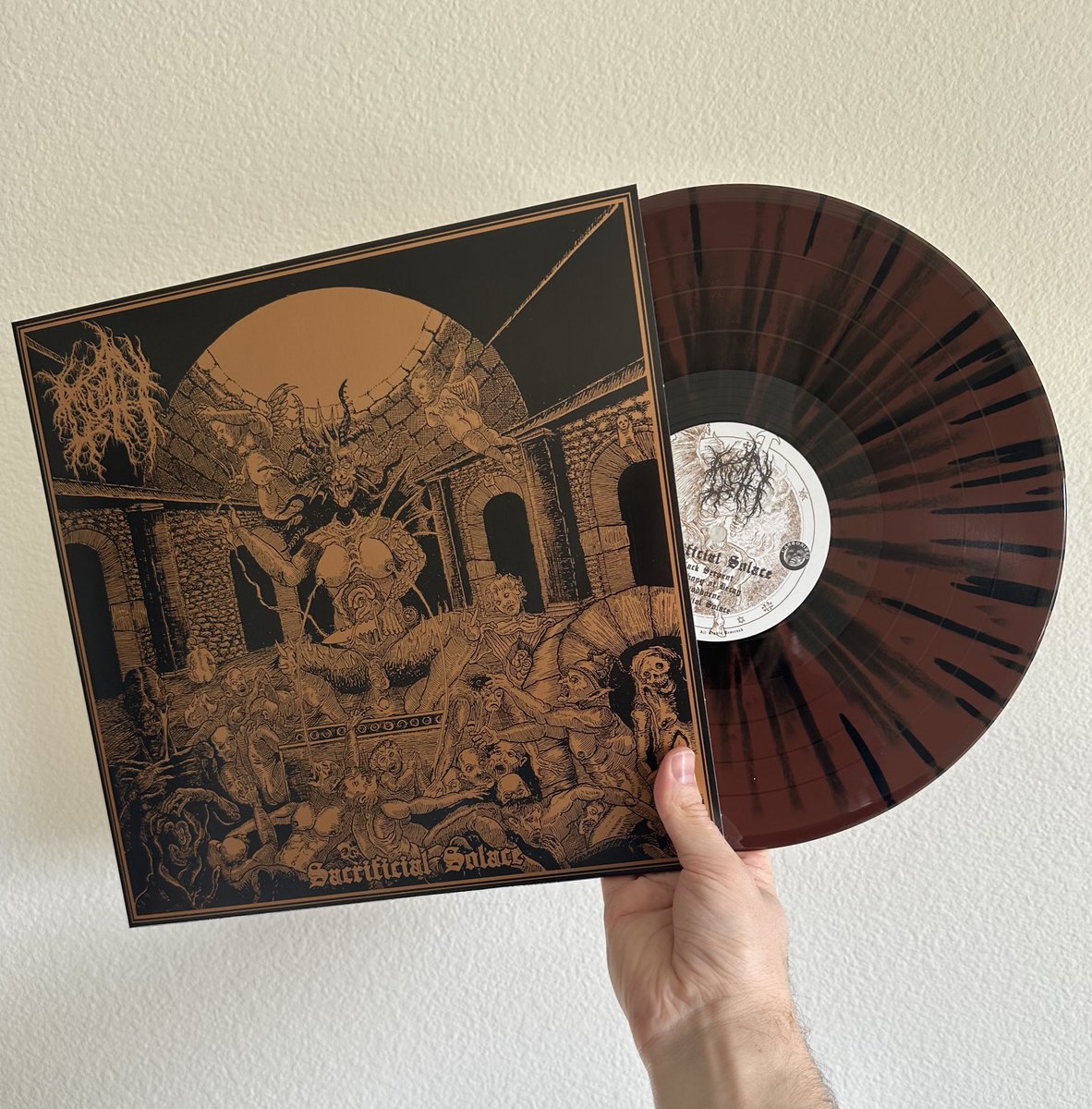 Carbon_Forms's tweet photo. Noroth’s third Full-Length, “Sacrificial Solace”, was also our third release this year. With “Sacrificial Solace”, Noroth sought to prepare audiences to a new pile of feral rotting darkness and that’s exactly what they did. Retrospective Post Text continued in comments #noroth https://t.co/GlVFDzpjFC