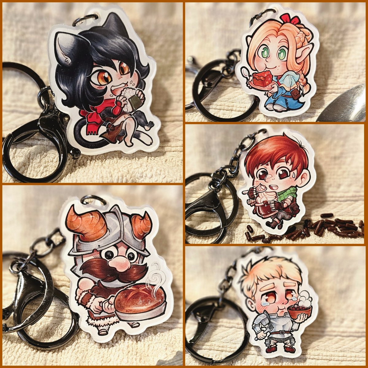 katze_kaffee's tweet photo. > https://t.co/lOAgiAvhzy <
Accompanying some handdrawn recipe sheets i'm working on, here's a  series of cute little keychains with the Dungeon Meshi Crew and some  assorted tiny little dishes~
#dungeonmeshi #deliciousindungeon https://t.co/apSk3mhVyP