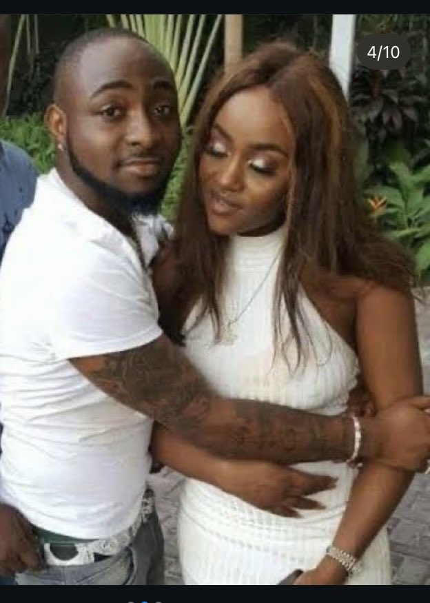 Mummy_Chizzy's tweet image. 🌹🌹🌹See how David  is blushing  &amp;amp; pouring Encomium to his Fabulous wife Chioma  . Mama &amp;amp; papa Twins ❤️❤️🗣🗣🗣🗣Marry your best friend ooo E get why o hmmmm. Chioma &amp;amp; David for lifeeeeeee till Christ Comes 🙏🏻🙏🏻 #davido #chioma #chivido2024