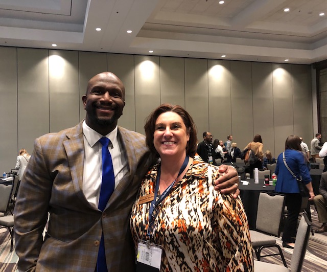 Did you get a chance to meet #DeMoineAdams who presented "Defensive Leadership–The ‘Other’ Side of Leadership" at our 2024 Annual Conference? #ShawnnaSilvius did!

Learn about DeMoine in her post! facebook.com/photo?fbid=122…

#RuralProud #NREDATakeOmaha #NREDA #EconomicDevelopment