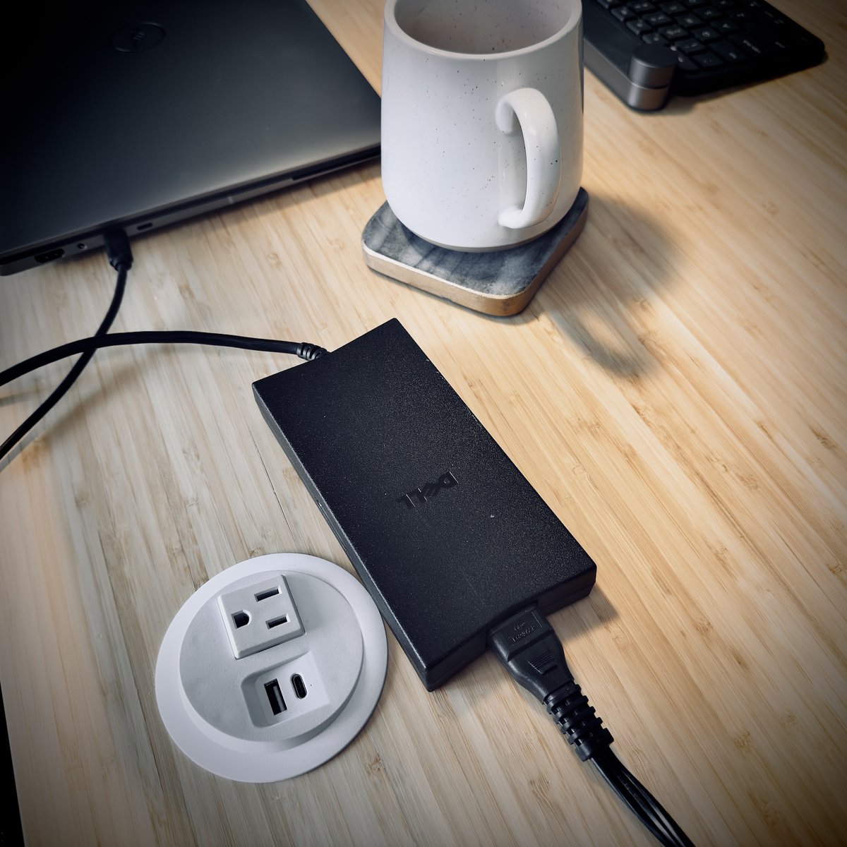 altusarchitects's tweet photo. From home offices to work desks,
Through deadlines, drafts, and specs,
This year Altus gives thanks,
To our courageous power banks.

Without your power,
We’re helpless at zero,
So we praise you each hour,
You glorious, ugly heroes 🫡 https://t.co/LIswr4mWPQ
