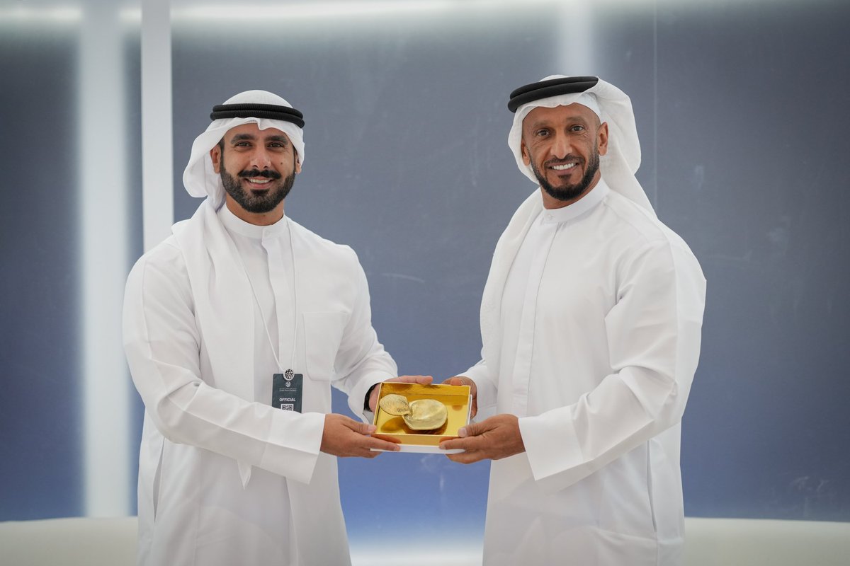 سعدنا بتشريف سعادة الشيخ حمد بن ثامر آل ثاني رئيس المؤسسة القطرية للإعلام و معالي الدكتور رمزان بن عبد الله النعيمي وزير الإعلام في مملكة البحرين والشيخ مبارك فهد الجابر الصباح مدير عام مؤسسة الإنتاج البرامجي المشترك لمجلس التعاون الخليجي على مشاركتهم في الكونغرس العالمي