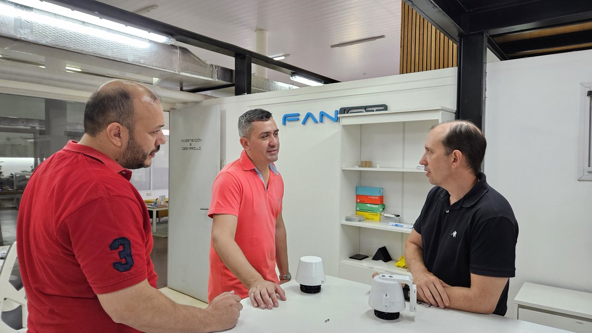 FanIOT Argentina (@faniotargentina) on Twitter photo @ingchristianpiatti recibió al Mtro. de Turismo <a href="/arruajm/">José María Arrúa</a> para presentar una iniciativa que posicionará a Misiones como referente en turismo regenerativo, utilizando tecnología avanzada para mejorar la experiencia turística y promover un equilibrio con la calidad de vida local @ingchristianpiatti recibió al Mtro. de Turismo <a href="/arruajm/">José María Arrúa</a> para presentar una iniciativa que posicionará a Misiones como referente en turismo regenerativo, utilizando tecnología avanzada para mejorar la experiencia turística y promover un equilibrio con la calidad de vida local