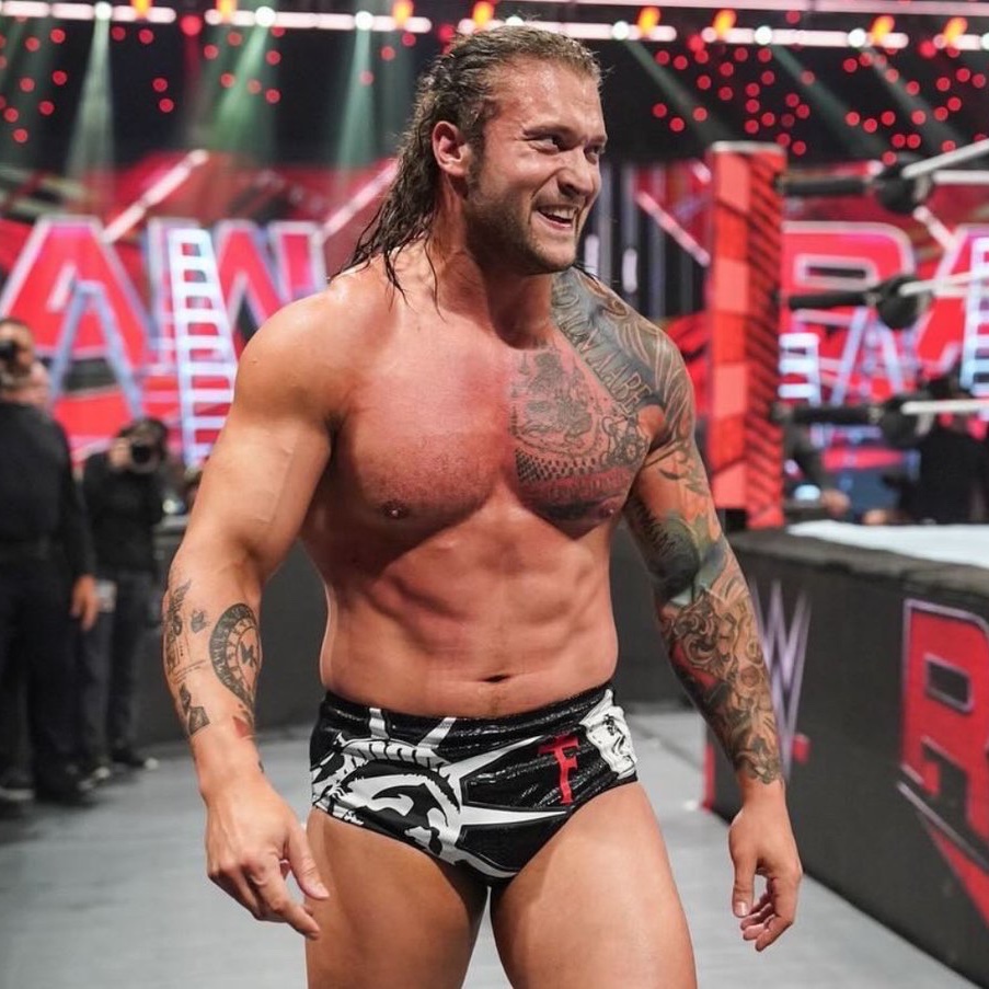 WrestlingWCC's tweet photo. Karrion Kross reveals an old DM from Bray Wyatt that he saved ⭕️ 

“My friend. It’s all about patience and timing — You got this. Learn how to manipulate every situation. I’m rooting for ya” https://t.co/smF9UCH3tS