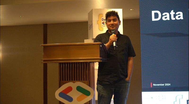 GdgUdaipur's tweet photo. Heartiest thanks to Sujay Jain for delivering a fantastic talk on "Building Data Mesh at Scale: Transforming Real Time Analytics At Netflix"! 😎
#DevFestUdaipur
#GDGUdaipur
#GDG
#DevFest https://t.co/uGQ6AKraE2