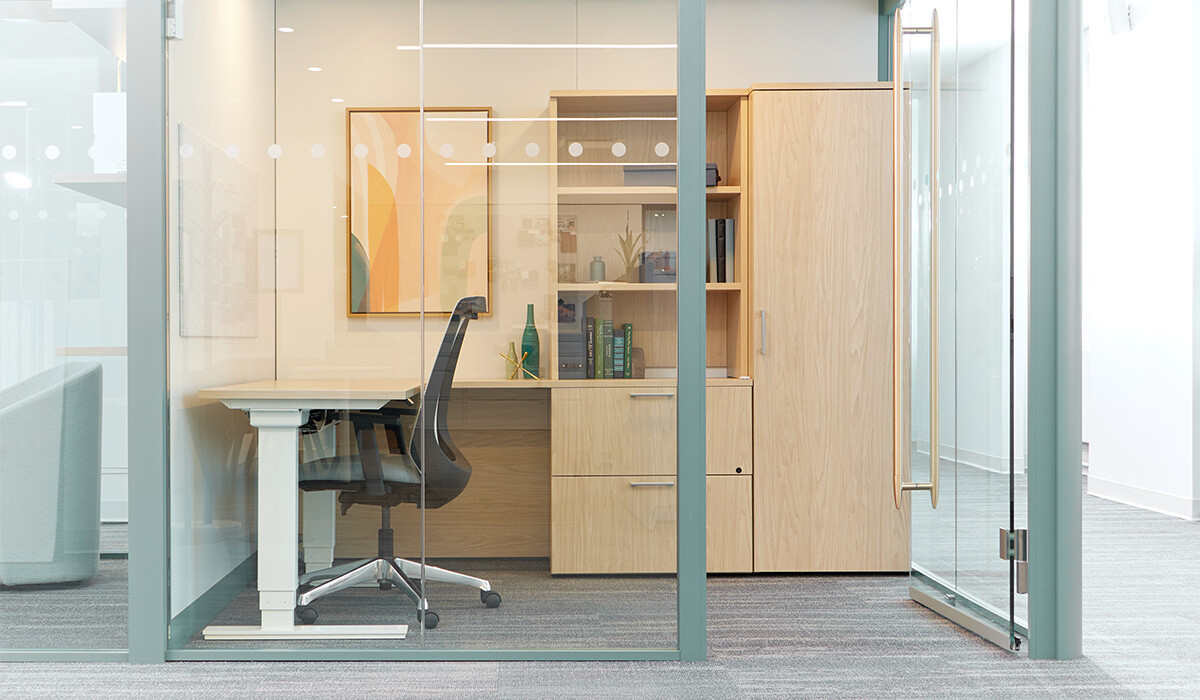 ✨ Add elegance to your workspace with Orenda casegoods! Timeless design meets high performance, offering the perfect blend of style &amp; function.

👉 Explore more: hubs.la/Q02ZK5Hx0

#WorkplaceDesign #OfficeInspo #Orenda #KIFurniture