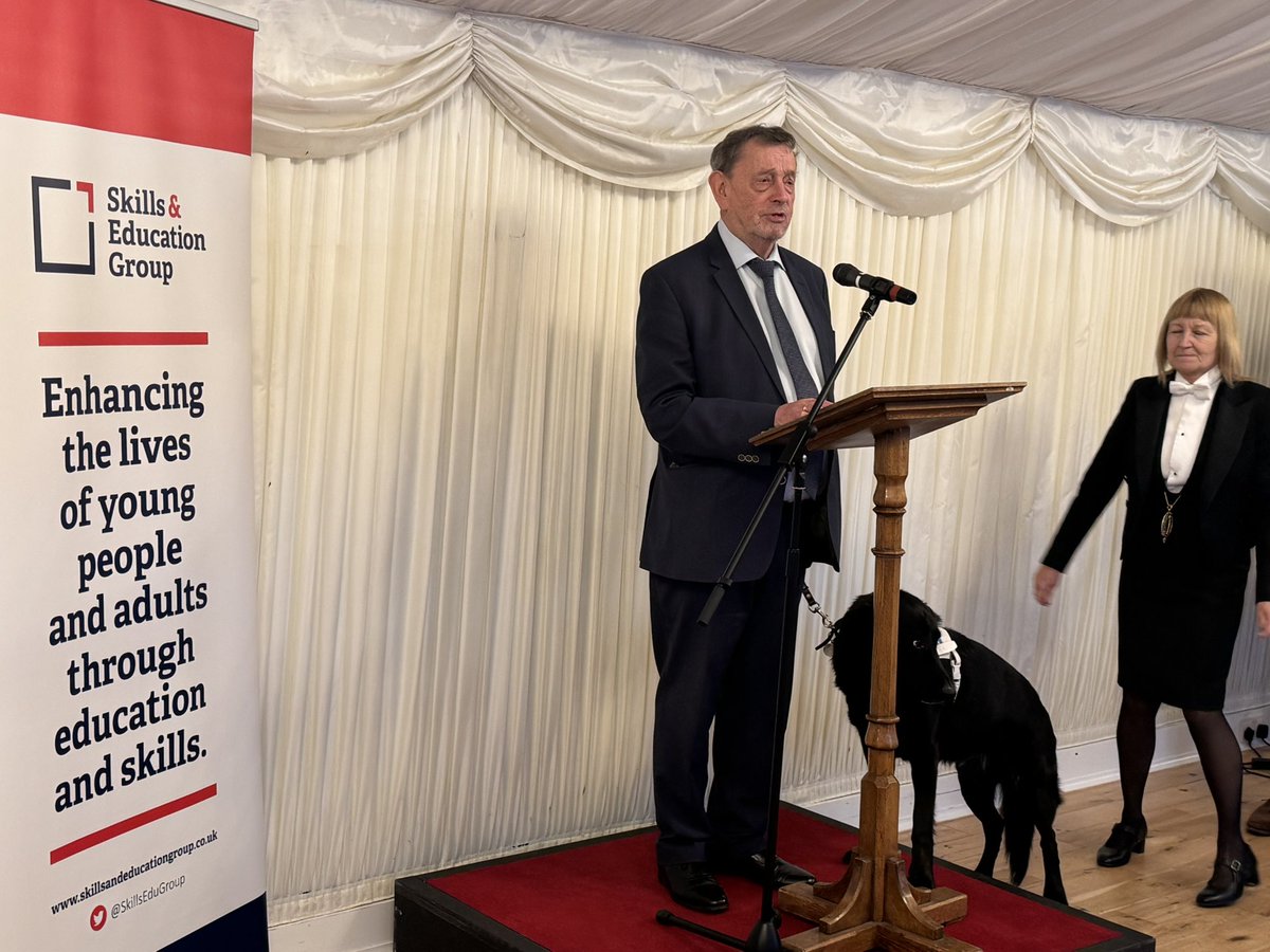 Our Company Director Mark Holden was <a href="/HouseofLords2/">House of Lords</a> as a trustee of the <a href="/SkillsEduGroup/">Skills and Education Group</a> with Lord Blunkett and <a href="/JayneKirkham4/">Jayne Kirkham MP for Truro & Falmouth</a>.
Talking about the importance of FE on skills development and careers. Team Vic are great examples of that especially our #apprentices. <a href="/BIIandBIIAB/">The BII</a>