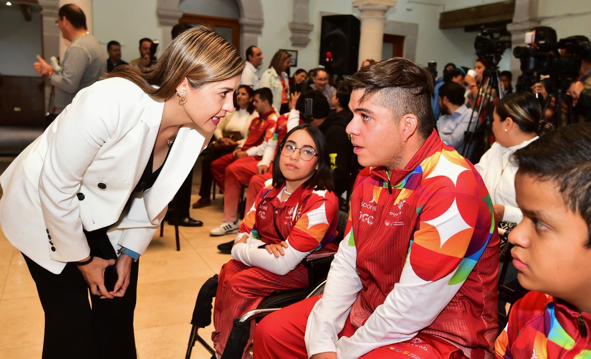 ♿️ Hoy diputadas y diputados del #PRI y del #PAN presentamos una iniciativa para incluir al deporte adaptado en la ley y garantizar así la práctica del deporte para las personas con discapacidad. 

¡El trabajo en equipo multiplica resultados! 🤝🏼