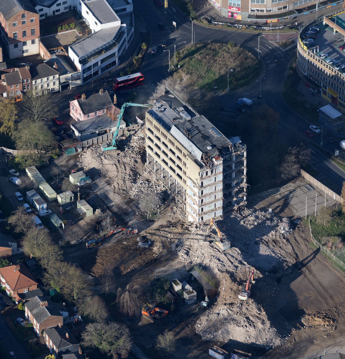 johnfielding001's tweet photo. Norwich aerial image: Marsh former offices (Victoria House) in Norwich being demolished. Built in the 1970s on the former site of Victoria Railway Station #Norwich #MarshInsurance #aerial #image #demolish https://t.co/t4Wpg2ywKo