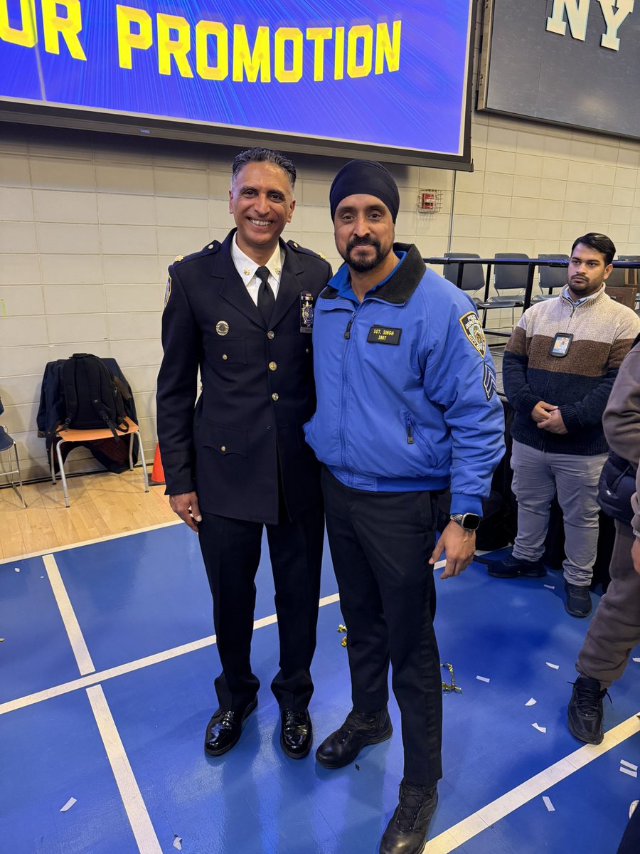 🚨 Making History in the NYPD! 🚨

Congratulations to Captain Amanjeet Sandhu, Trustee of the Sikh Officers Association, on his historic promotion to Deputy Inspector in the <a href="/NYPDnews/">NYPD NEWS</a> —becoming the first Sikh to achieve this rank in the department’s history. 🙌