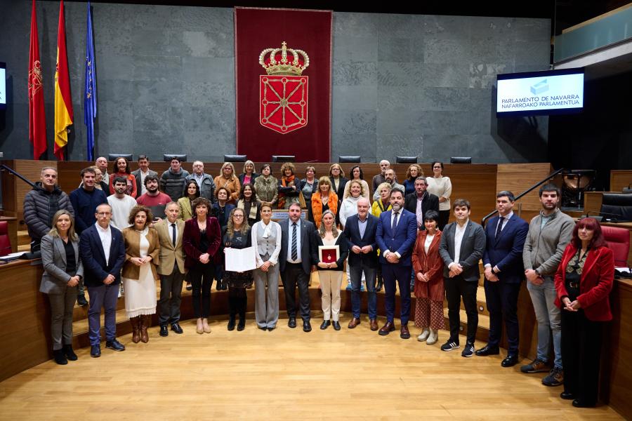 PROFESIONALES SOLIDARIOS tweet media