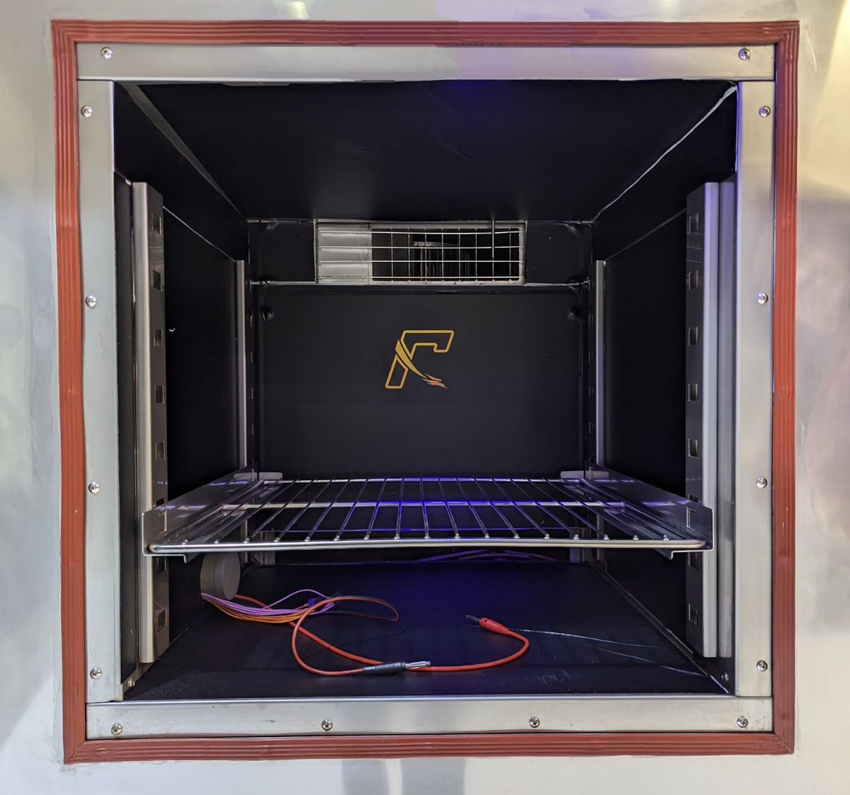 The stratosphere is a challenging environment. Air pressure is less than 10% of sea level, and temperatures can drop below -55°C. 

We completed thermal and altitude testing of our Radical-developed battery packs in our atmospheric chamber, proving they're ready for flight.