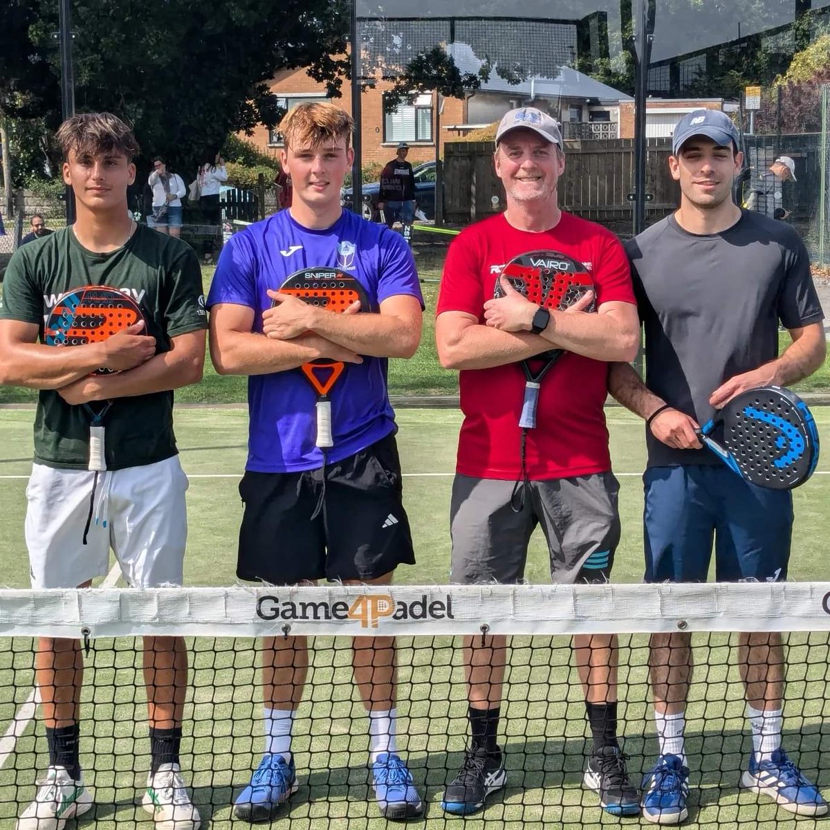 Ever wanted to try #Padel? Padel is one of the fastest growing sports in Europe and currently taking the UK by storm with facilities opening up on a regular basis. Its fast, fun and easy to pick up!

clubspark.lta.org.uk/WindsorLTCPade…