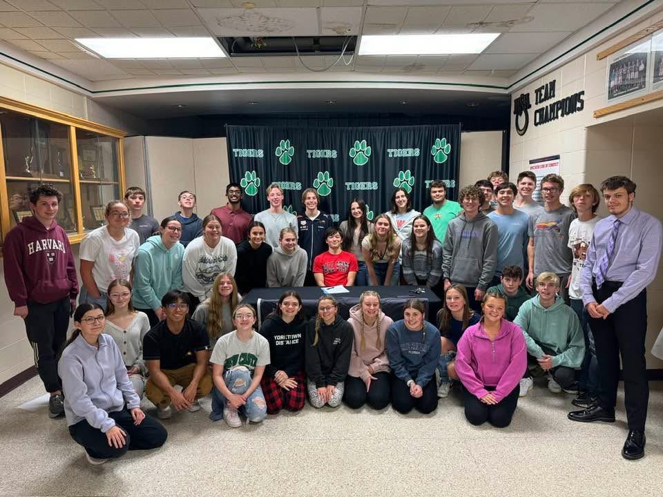 YHS Swim & Dive (@yhsswimanddive) on Twitter photo Congratulations to Henry Ko on his commitment to swim at Ball State! We are so very proud of you and can’t wait to watch you swim with the Cardinals! #chirpchirp
<a href="/YHSAthletics/">Yorktown Athletics</a>
<a href="/YorktownHighSch/">Yorktown High School</a>
<a href="/sebpsu4/">Stacey Brewer</a> Congratulations to Henry Ko on his commitment to swim at Ball State! We are so very proud of you and can’t wait to watch you swim with the Cardinals! #chirpchirp
<a href="/YHSAthletics/">Yorktown Athletics</a>
<a href="/YorktownHighSch/">Yorktown High School</a>
<a href="/sebpsu4/">Stacey Brewer</a>